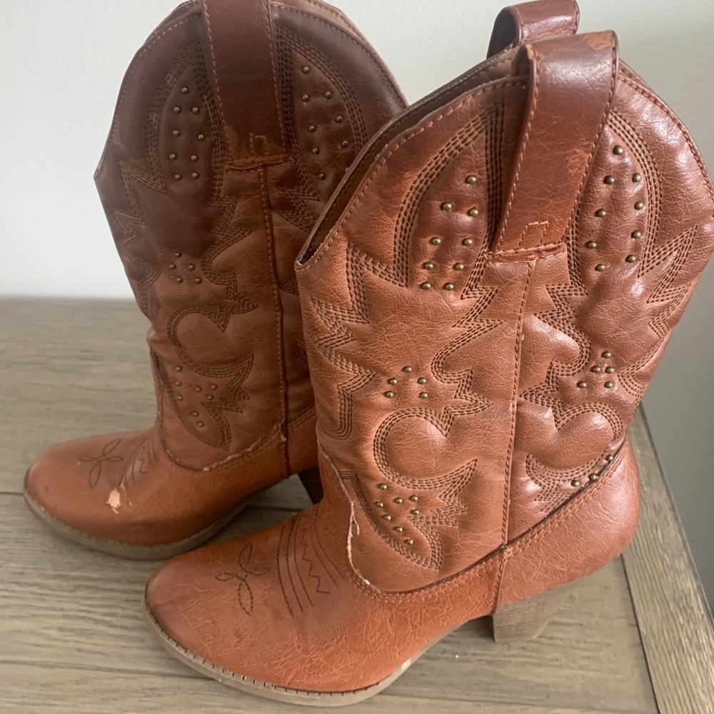 Cognac brown rivet cow girl boots faux leather